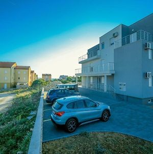 Apartments With A Parking Space Novalja, Pag - 17954 Exterior photo