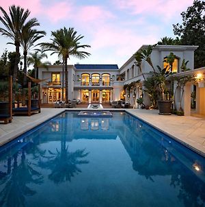 Villa Sophisticated Grand Mansion In Prime Beverly Hills à Los Angeles Exterior photo