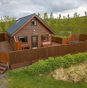 Cosy Retreat Home With Jacuzzi Akranes Exterior photo