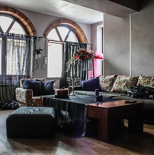 Le Rendezvous Apartment Veliko Tarnovo Room photo