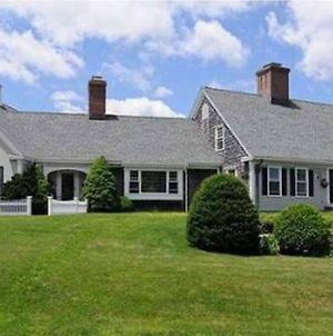 4 Bedroom Cape-House Barnstable Exterior photo