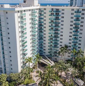 The Tides Apartments On The Beach Hollywood Exterior photo