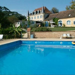 Maison de 5 chambres avec piscine partagee et terrasse amenagee a Queyssac Exterior photo