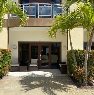 Aruba Breeze Condominiums Hotel Palm Beach Exterior photo