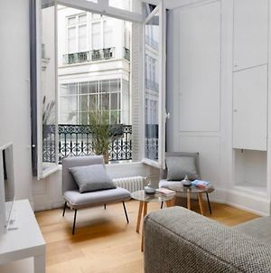 Cozy Apartment In Paris Seillons-Source-d'Argens Exterior photo