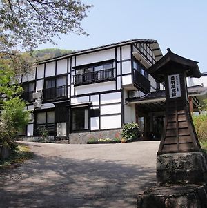 Otowaya Ryokan Yuzawa  Exterior photo