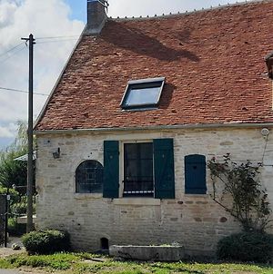 Spacious holiday home in the Nièvre with a garden Breugnon Exterior photo