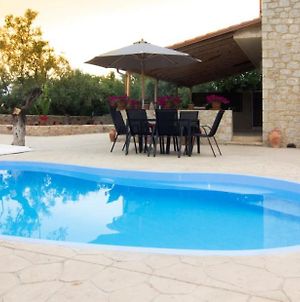 Selinitsa Stone Home - Mani'S Private Pool Retreat Agios Nikolaos  Exterior photo