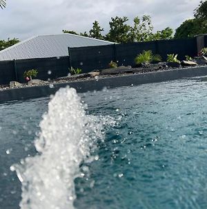 Les jardins d'Ida - villa avec piscine Baie-Mahault Exterior photo