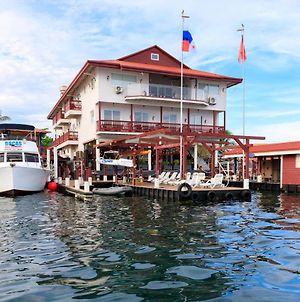 Divers Paradise Boutique Hotel Bocas del Toro Exterior photo