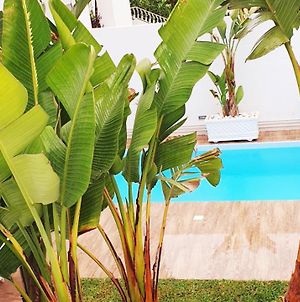 Villa Maison plain-pied avec piscine chauffée à Tunis Exterior photo