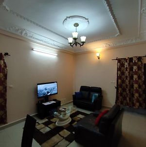 DREAM'S HOUSE BONAMOUSSADI, appartement avec groupe electrogene et WIFI Douala Exterior photo