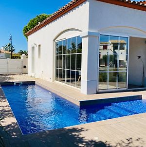 Villa Marina avec piscine privée à Aigues-Mortes Exterior photo