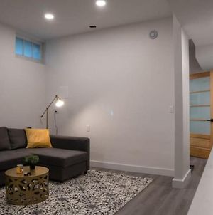 Spacious Newly Renovated 1 Bedroom Suite Halifax Exterior photo