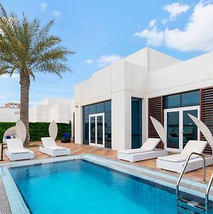 Fam Living - Sarai Beach Villas - Palm Jumeirah - Families Only Dubaï Exterior photo