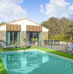 Awesome Home In Sussargues With Outdoor Swimming Pool, Wifi And 4 Bedrooms Exterior photo