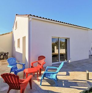 Awesome Home In La Tranche Sur Mer With Wifi And 2 Bedrooms Exterior photo