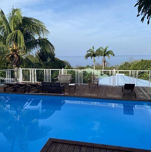 Maison de 2 chambres a Pointe Noire a 150 m de la plage avec vue sur la mer piscine partagee et jardin clos Exterior photo