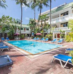 The Expat Hotel Phuket Exterior photo