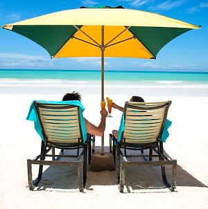 Acajou Beach Resort Praslin  Exterior photo