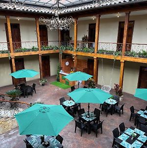 Hôtel Nass Central Garden à Cuenca Exterior photo