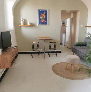 Appartement Studio 30m2, 7 mn de la plage, au cœur de Calcatoggio. à Calcatoggio  Exterior photo