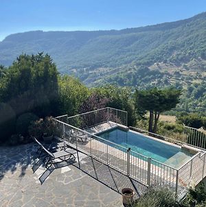 Gites en Ardèche avec Piscine et vue magnifique sur la vallée Rochessauve Exterior photo