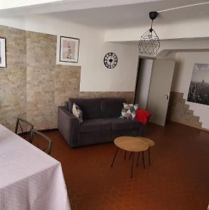 Charmant appartement en centre-ville Digne-les-Bains Exterior photo