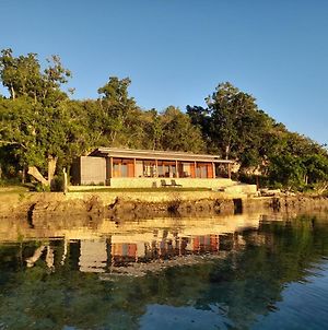Villa Watermark On Moso - The Sorrento à Moso Island Exterior photo