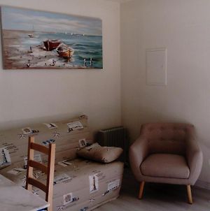 Appartement Petite Maison Pour L'Hiver à Locmariaquer Exterior photo