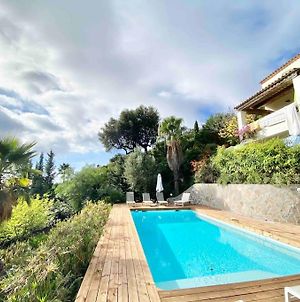 Villa With Sea View And Pool Near St Tropez La Croix-Valmer Exterior photo
