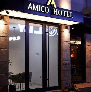 Amico Hotel Pristina Exterior photo