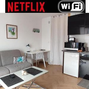 Appartement Darmaillacq Studio avec Balcon, parking, Netflix à Cholet Exterior photo
