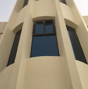 A Whole Villa 1300M In Doha City Exterior photo