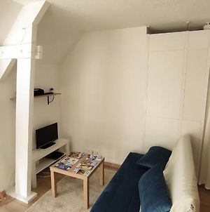 Appartement Studio Ouistreham Entre Centre-Ville Et Plages Exterior photo