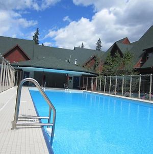 Appartement Relaxing Mountain Getaway At Mystic Springs, Pool, Hot Tub, Pets Welcome! à Canmore Exterior photo