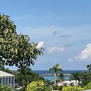 Villa Coral Breeze #2 à Nassau Exterior photo