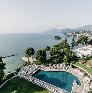 Hôtel Corfu Holiday Palace à Perama  Exterior photo
