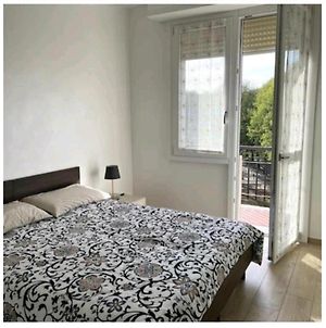 Bi Zeta House: Appartamento Incantevole A Torino Exterior photo