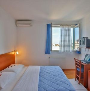 Rooms In Novalja With Air Conditioning, Wifi 3764-9 Exterior photo