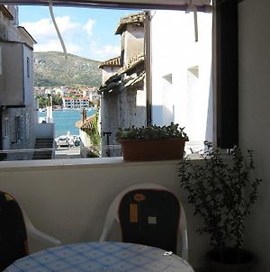 Room In Trogir With Terrace, Air Conditioning, Wifi, Washing Machine 4237-7 Exterior photo
