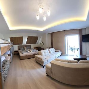 Huge Duplex Apartment, Kargicak / Alanya, 5 Rooms, 330 M2 Living Space, Close To The Beach Exterior photo