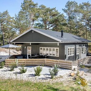 Amazing Home In Nex With 3 Bedrooms And Wifi Neksø Exterior photo