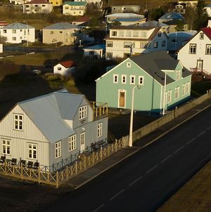 Hôtel Palshus à Patreksfjordur Exterior photo