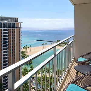 Ilikai Hotel&Luxury Suites Honolulu Exterior photo