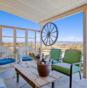 Villa Godwin Ranch à Twentynine Palms Exterior photo