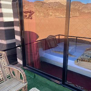 Hôtel Desert Shine Camp à Wadi Rum Exterior photo
