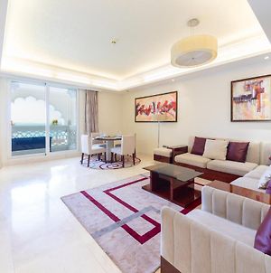Appartement Maison Privee - Charming Apt With Sea View On The Palm Jumeirah à Dubaï Exterior photo