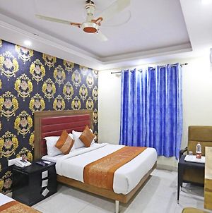 Hotel La Casa Suites Near Delhi Airport New Delhi Exterior photo