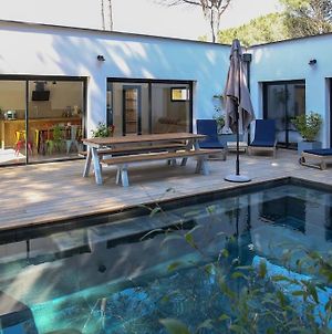 Villa Contemporary House With Heated Pool In A Magnificent Pine Forest à Aigues-Mortes Exterior photo